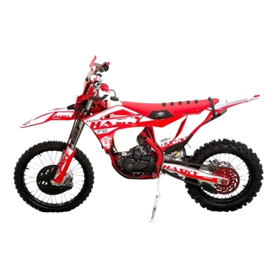 Мотоцикл Hasky F6 Racing 175FMN PR300 2023 MSD / F6 ​Ищете эндуро с ровной тягой и энергоёмкой подвеской для регулярных выездов по бездорожью? Hasky F6 Racing подойдёт райдерам уровня любитель/средний, которым важна предсказуемая работа мотора, надёжная ходовая и заводская комплектация без срочных доработок.

Hasky F6 Racing оптимален для тренировок, эндуро‑заездов и маршрутов с перепадами высот и сыпучими покрытиями. Итог покупки — готовый к нагрузкам мотоцикл с заводской комплектацией под активное использование.